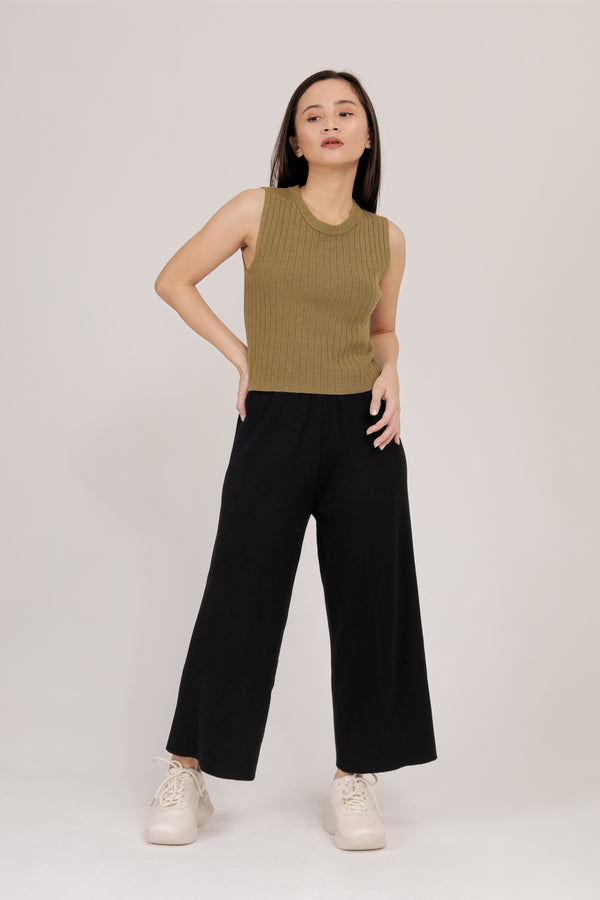 Lauren Round Neck Ribbed Knit Top